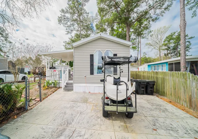 Homes for sale in Myrtle Beach, SC | 1701 Crystal Lake Dr, Myrtle Beach, SC 29575 | MLS# 2606636