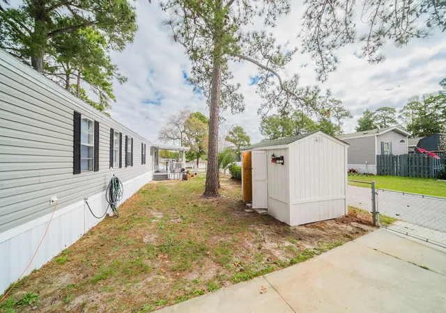 Homes for sale in Myrtle Beach, SC | 1701 Crystal Lake Dr, Myrtle Beach, SC 29575 | MLS# 2606636