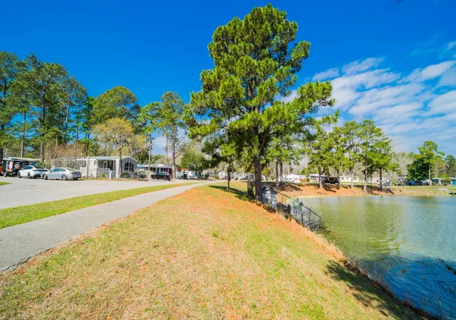 Homes for sale in Myrtle Beach, SC | 1701 Crystal Lake Dr, Myrtle Beach, SC 29575 | MLS# 2606636