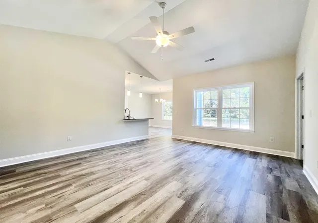 4th image of 2204 Norwood Dr, Marion, SC 29571 | MLS# 2606660
