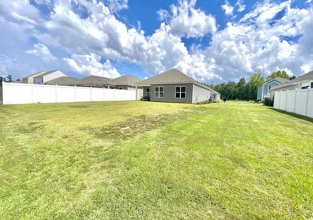 Photo 2 of Single family home for sale at 328 Woodcross Ct, Conway, SC 29526 | MLS# 2606857 | Listing updated on 2026-07-14