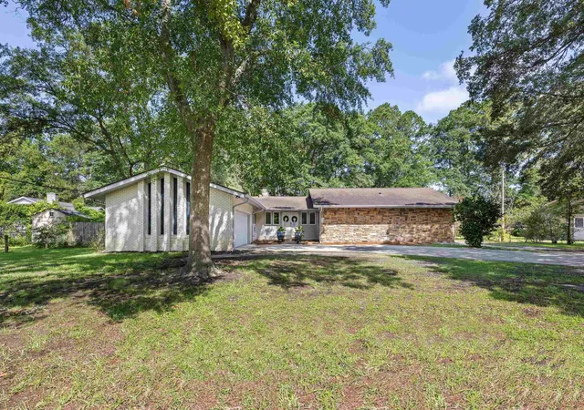 Photo 1 of Single family home for sale at 103 Wofford Ln, Conway, SC 29526 | MLS# 2607225 | Listing updated on 2026-07-09