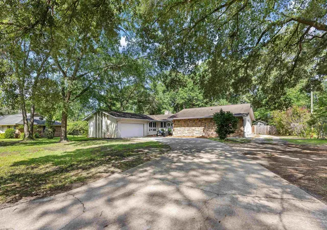 Photo 2 of Single family home for sale at 103 Wofford Ln, Conway, SC 29526 | MLS# 2607225 | Listing updated on 2026-07-09