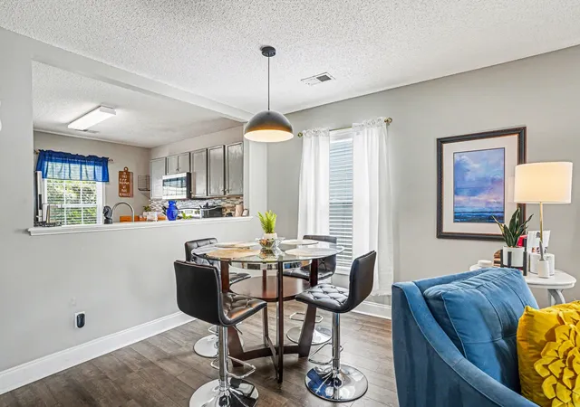 Photo 3 of Single family home for sale at 125 Bellegrove Dr, Myrtle Beach, SC 29579 | MLS# 2607292 | Listing updated on 2026-08-04