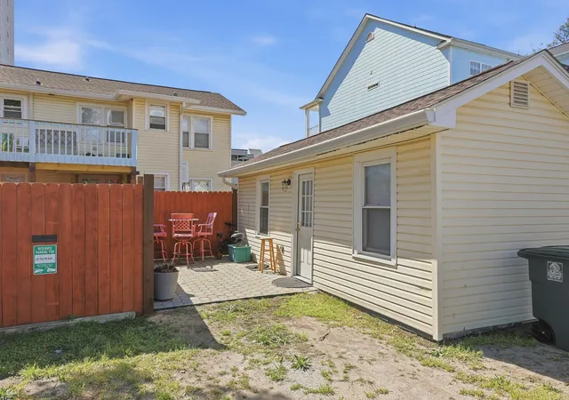 Homes for sale in North Myrtle Beach, SC | 1408 S Ocean Blvd, North Myrtle Beach, SC 29582 | MLS# 2607424