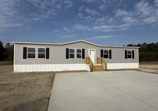 1st image of 1340 W G Rd, Conway, SC 29526 | MLS# 2607447