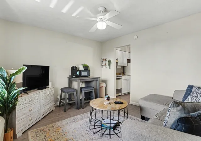 3rd image of 120 N Dogwood Dr, Garden Beach, SC 29576