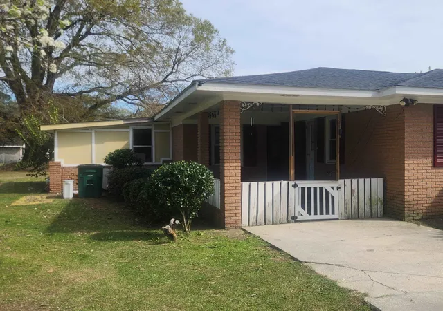 5th image of 102 N Hazel Ave, Andrews, SC 29510 | MLS# 2607569