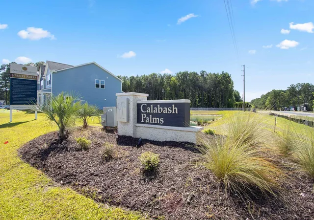 Photo 2 of Townhouse for sale at 838 Palm Frond Way #33, Calabash, NC 28467 | MLS# 2607824 | Listing updated on 2026-08-24