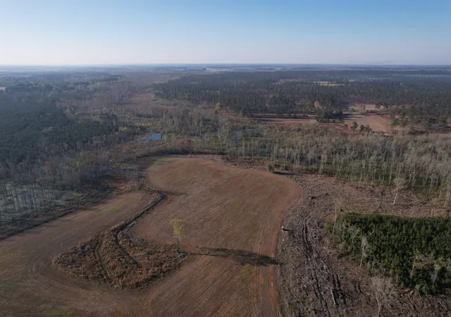 3rd image of 711 Cade Rd, Lake City, SC 29560 | MLS# 2608043