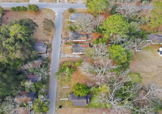 Homes for sale in Florence, SC | 613 Carver St, Florence, SC 29501 | MLS# 2608106