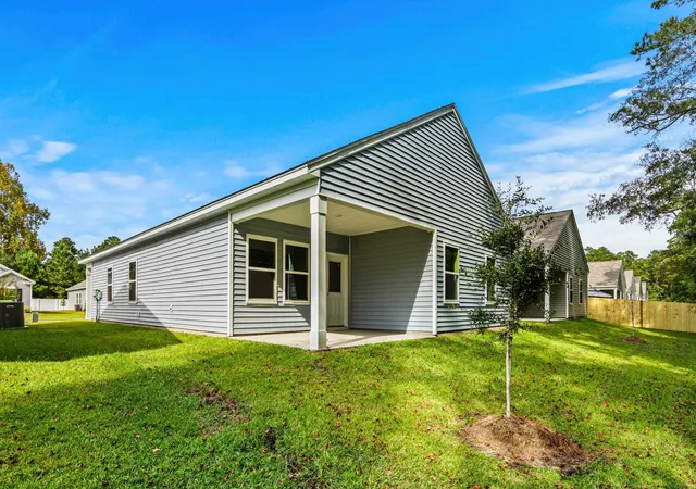 3rd image of 547 Silver Pidgeon St, Aynor, SC 29511 | MLS# 2608194