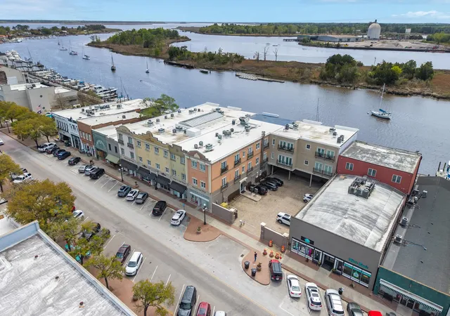 Homes for sale in Georgetown, SC | 815 Front St #2I, Georgetown, SC 29440 | MLS# 2608254
