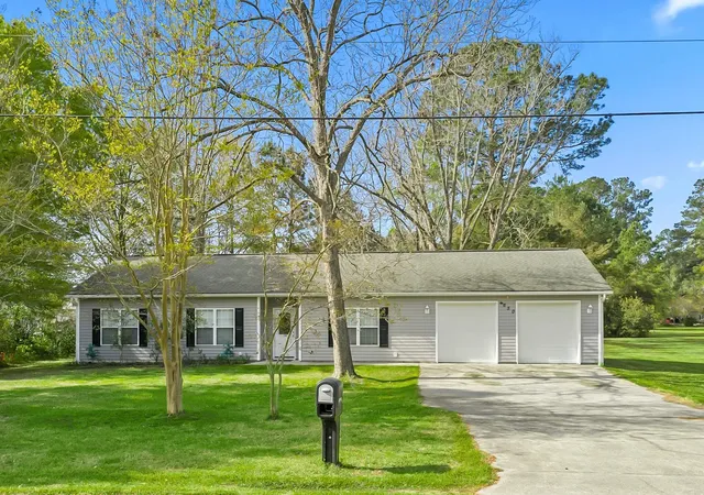 Photo 1 of Sale Pending at 4650 Holly St, Loris, SC 29569 | MLS# 2608335 | Listing updated on 2026-07-20