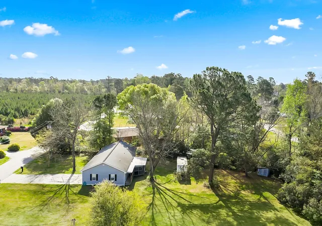 Photo 4 of Sale Pending at 4650 Holly St, Loris, SC 29569 | MLS# 2608335 | Listing updated on 2026-07-20