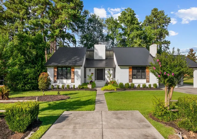 1st image of 118 Clemson Rd, Conway, SC 29526 | MLS# 2608453