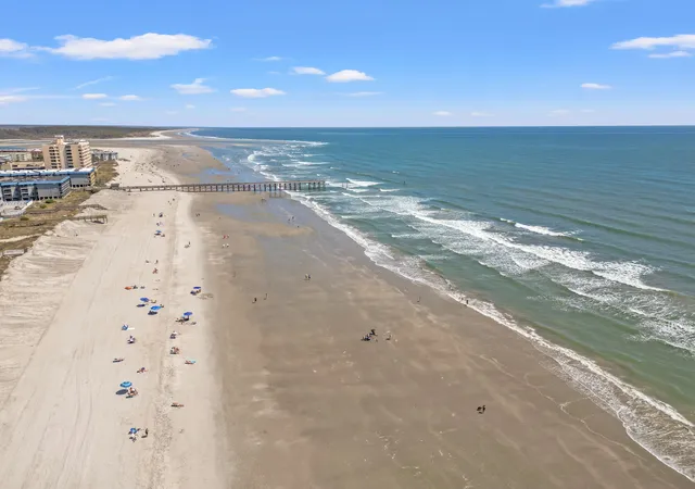 Homes for sale in North Myrtle Beach, SC | 5709 North Ocean Blvd, North Myrtle Beach, SC 29582 | Houzeo