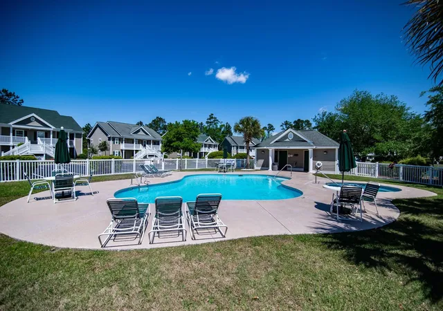 Homes for sale in Pawleys Island, SC | 1125 Blue Stem Dr, Pawleys Island, SC 29585 | Houzeo