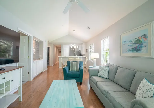 Homes for sale in Pawleys Island, SC | 1125 Blue Stem Dr, Pawleys Island, SC 29585