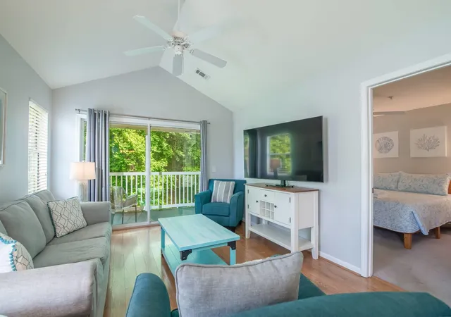 Homes for sale in Pawleys Island, SC | 1125 Blue Stem Dr, Pawleys Island, SC 29585