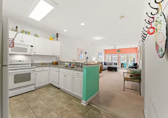 Listing Photo 4 - Condo for sale in building located at 601 Hillside Ave N, North Myrtle Beach, SC 29582 - Unit #3822