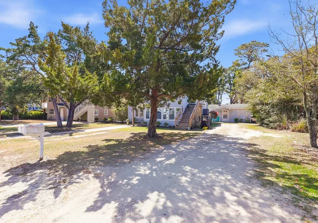 2nd image of 207 5th Ave N, North Myrtle Beach, SC 29582 | MLS# 2608660