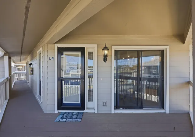 Listing Photo 5 - Condo for sale in building located at 1801 N Ocean Blvd, North Myrtle Beach, SC 29582 - Unit #L-4