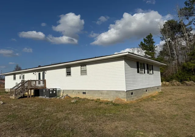 Photo 2 of Single family home for sale at 444 L J Rd, Galivants Ferry, SC 29544 | MLS# 2608689 | Listing updated on 2026-09-01