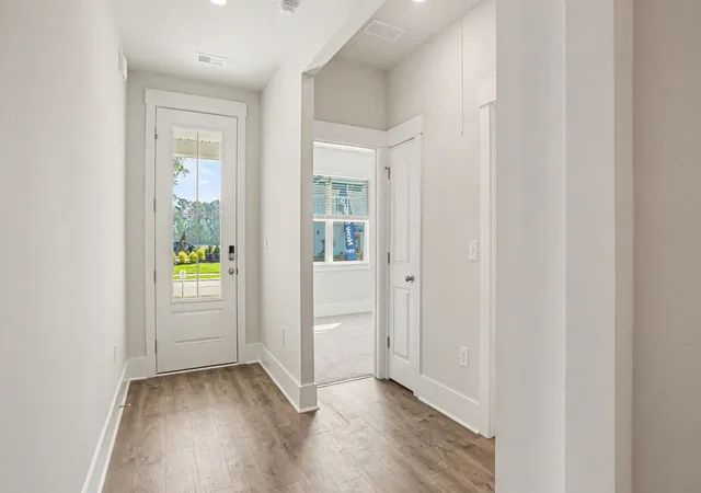Photo 3 of Single family home for sale at 212 Squirrel Run Dr, Conway, SC 29527 | MLS# 2608976 | Listing updated on 2026-09-17