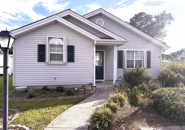 Photo 3 of Single family home for sale at 9575 Leeds Cir, Myrtle Beach, SC 29588 | MLS# 2609184 | Listing updated on 2026-10-08