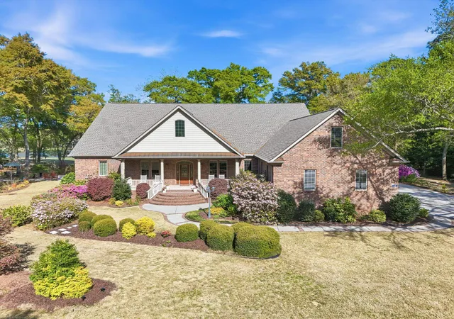 Photo 1 of Mansion for sale at 140 Heritage Dr, Pawleys Island, SC 29585 | MLS# 2609269 | Listing updated on 2026-08-17