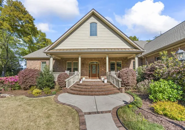 Photo 3 of Mansion for sale at 140 Heritage Dr, Pawleys Island, SC 29585 | MLS# 2609269 | Listing updated on 2026-08-17