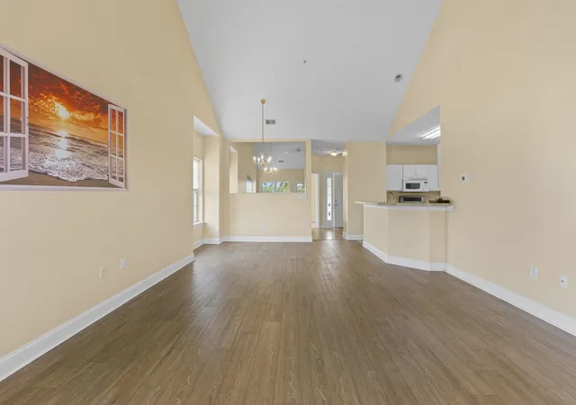 4th image of 6000 Windsor Green Way #304, Myrtle Beach, SC 29579 | MLS# 2609270