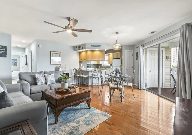 Photo 4 of Condo for sale at 300 Shorehaven Dr #V-4, North Myrtle Beach, SC 29582 | MLS# 2609327 | Listing updated on 2026-04-11