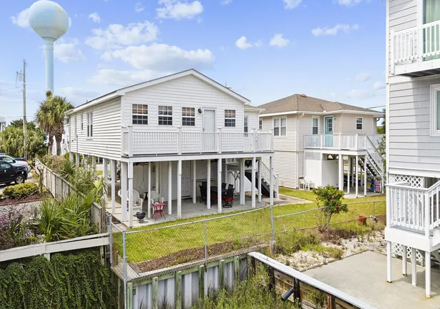 Photo 2 of Single family home for sale at 210 60th Avenue N, North Myrtle Beach, SC 29582 | MLS# 2609374 | Listing updated on 2026-10-07