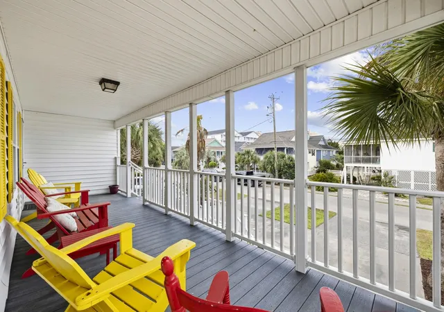Photo 3 of Single family home for sale at 210 60th Avenue N, North Myrtle Beach, SC 29582 | MLS# 2609374 | Listing updated on 2026-10-07