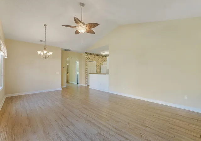 Listing Photo 5 - Condo for sale in building located at 4640 Lightkeepers Wy, Little River, SC 29566 - Unit #41-F