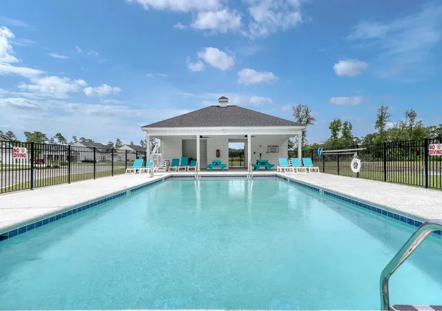 Photo 3 of Single family home for sale at 189 NW Mayflower Dr, Calabash, NC 28467 | MLS# 2609437 | Listing updated on 2026-08-24