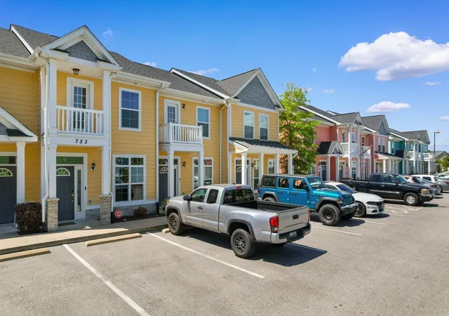 3rd image of 753 Moen Pl, Myrtle Beach, SC 29577