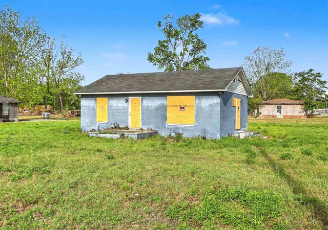 1st image of 530 S Church St, Lake City, SC 29560 | MLS# 2609630