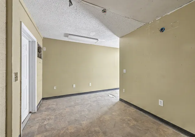 24th image of 530 S Church St, Lake City, SC 29560 | MLS# 2609630