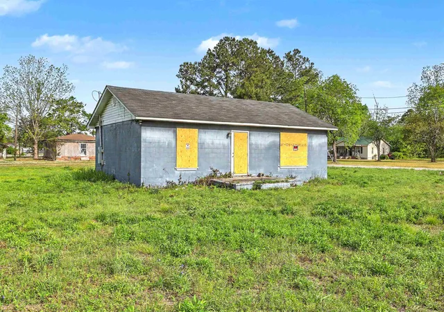 Homes for sale in Lake City, SC | 530 S Church St, Lake City, SC 29560 | MLS# 2609630
