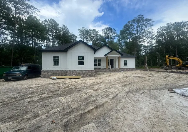 Photo 3 of Sale Pending at 4143 Highway 701 S, Conway, SC 29527 | MLS# 2609719 | Listing updated on 2026-08-24