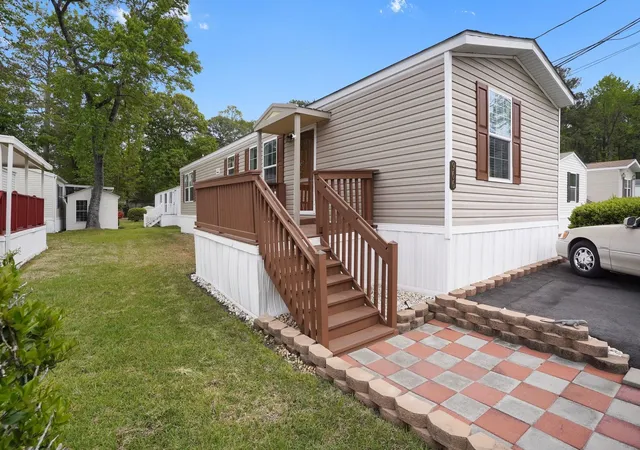 Photo 2 of Manufactured home for sale at 966 Periwinkle Pl, Myrtle Beach, SC 29577 | MLS# 2609788 | Listing updated on 2026-07-29