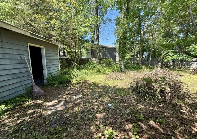 Photo 3 of Single family home for sale at 226 Manor Cir, Myrtle Beach, SC 29588 | MLS# 2609796 | Listing updated on 2026-04-20