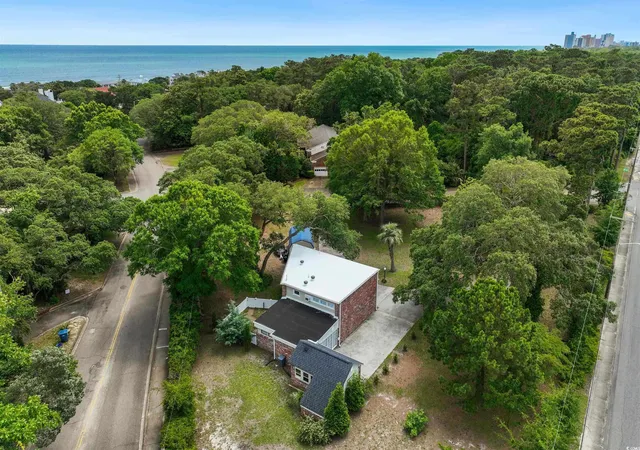 Photo 3 of Single family home for sale at 412 47th Avenue N, Myrtle Beach, SC 29577 | MLS# 2609805 | Listing updated on 2026-04-15