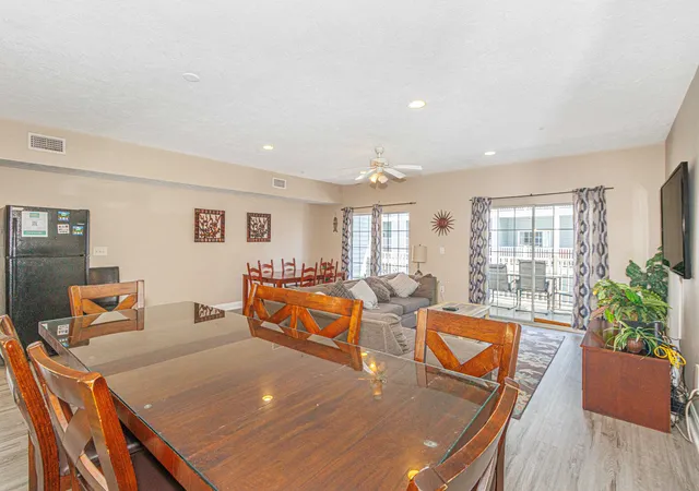 4th image of 704 S Ocean Blvd #303B, Myrtle Beach, SC 29577 | MLS# 2609845
