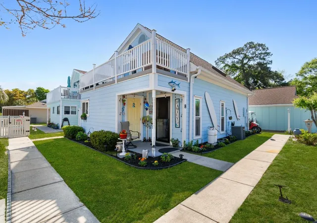 Photo 1 of Single family home for sale at 704 43rd Avenue S, North Myrtle Beach, SC 29582 | MLS# 2610031 | Listing updated on 2026-08-28