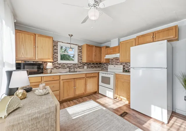 Homes for sale in Murrells Inlet, SC | 93 Burr Circle, Murrells Inlet, SC 29576 | MLS# 2610089