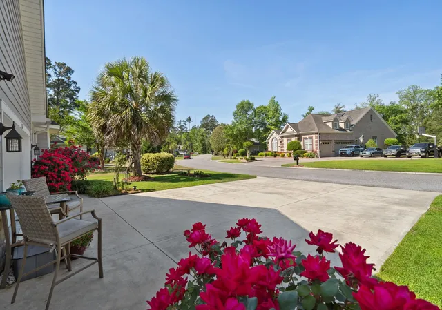 Photo 5 of Single family home for sale at 132 Rivers Edge Dr, Conway, SC 29526 | MLS# 2610155 | Listing updated on 2026-08-17
